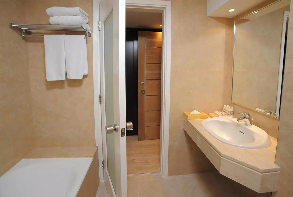 hotel elias beach_limassol_shabavizparvaz_19.jpg